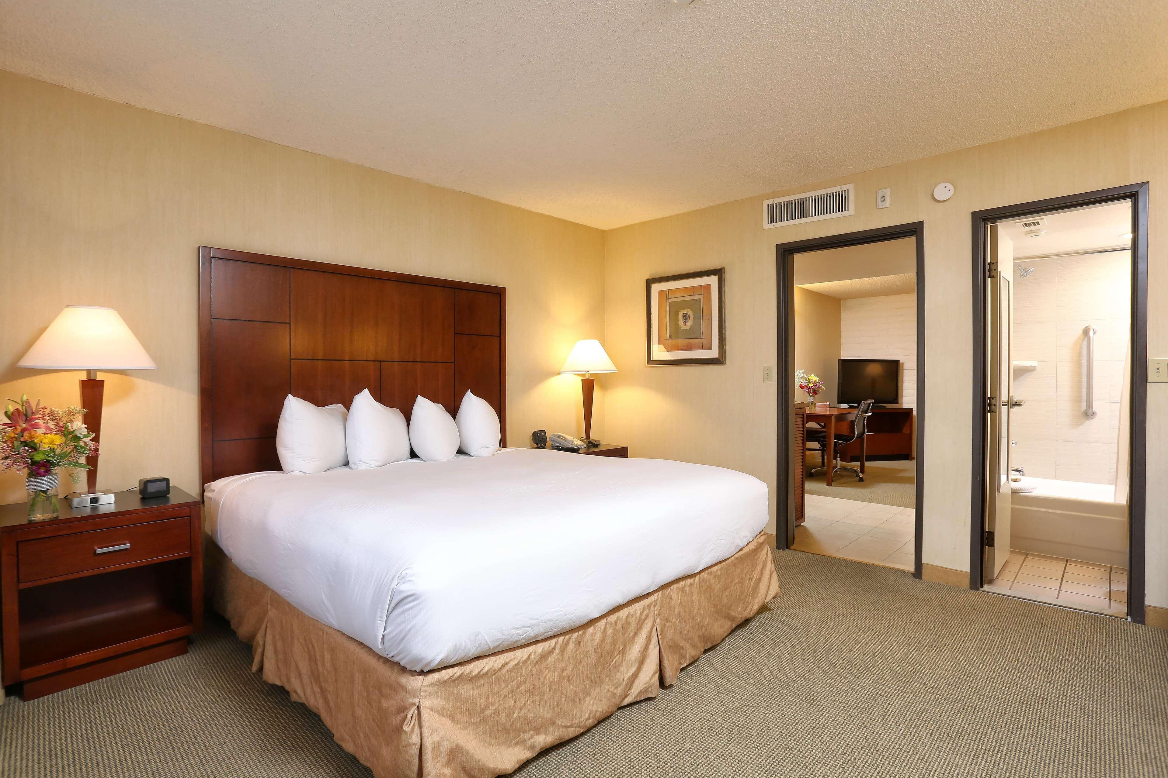 Doubletree Suites By Hilton Tucson Airport Esterno foto