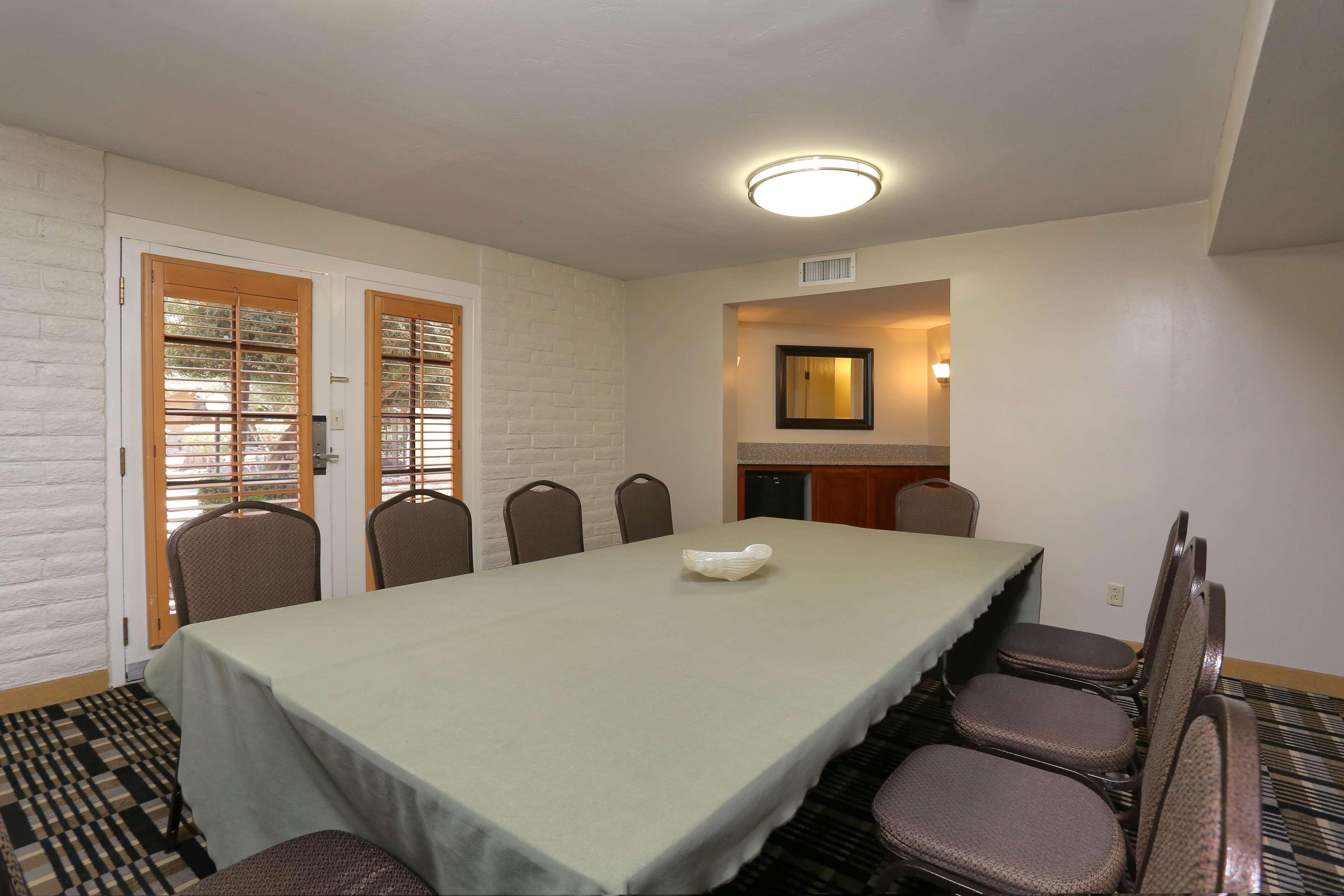 Doubletree Suites By Hilton Tucson Airport Esterno foto