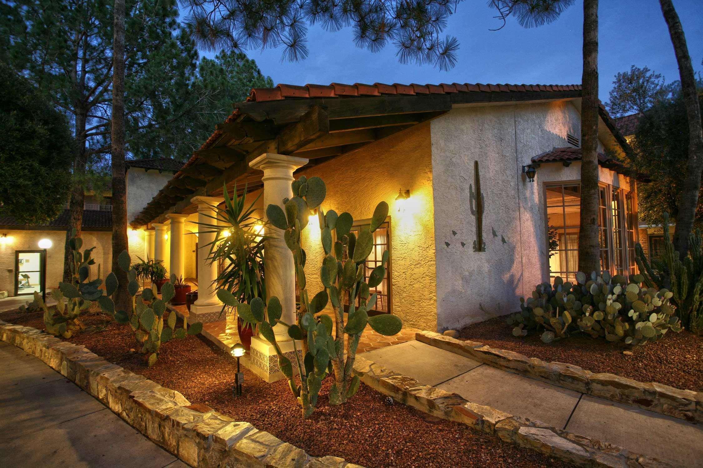 Doubletree Suites By Hilton Tucson Airport Esterno foto