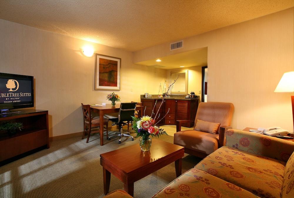 Doubletree Suites By Hilton Tucson Airport Esterno foto